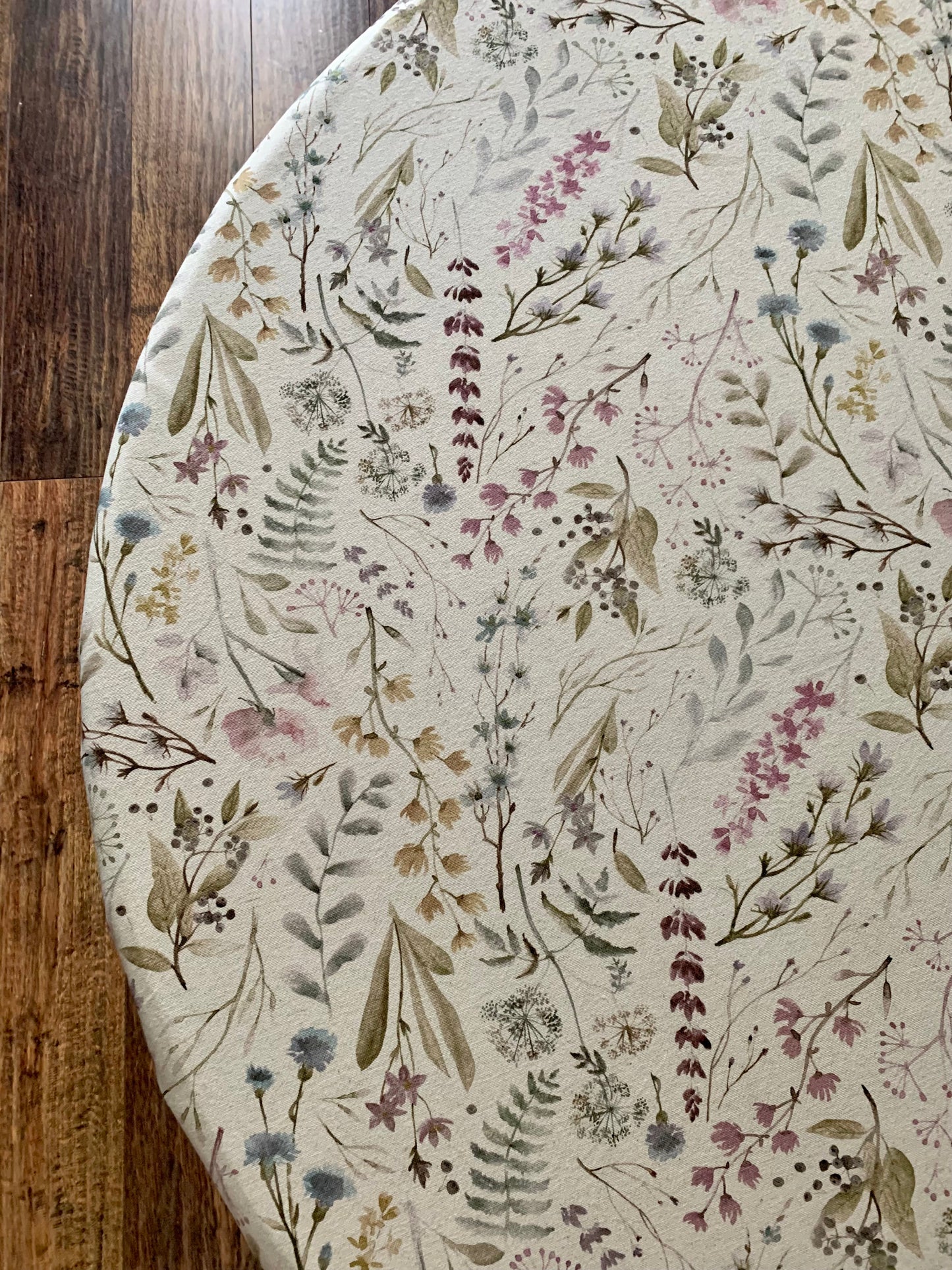 Round Tablecloth | Field Bouquet